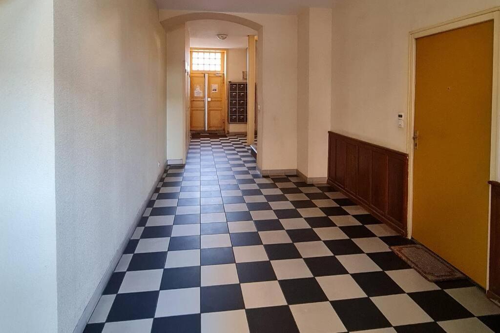 Bel Appartement Meximieux Centre Ville 2 Chambres Bagian luar foto